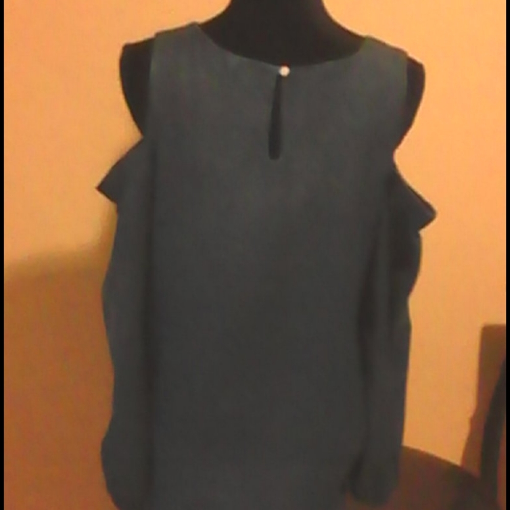 Cold shoulder denim dress - Picture 4 of 6